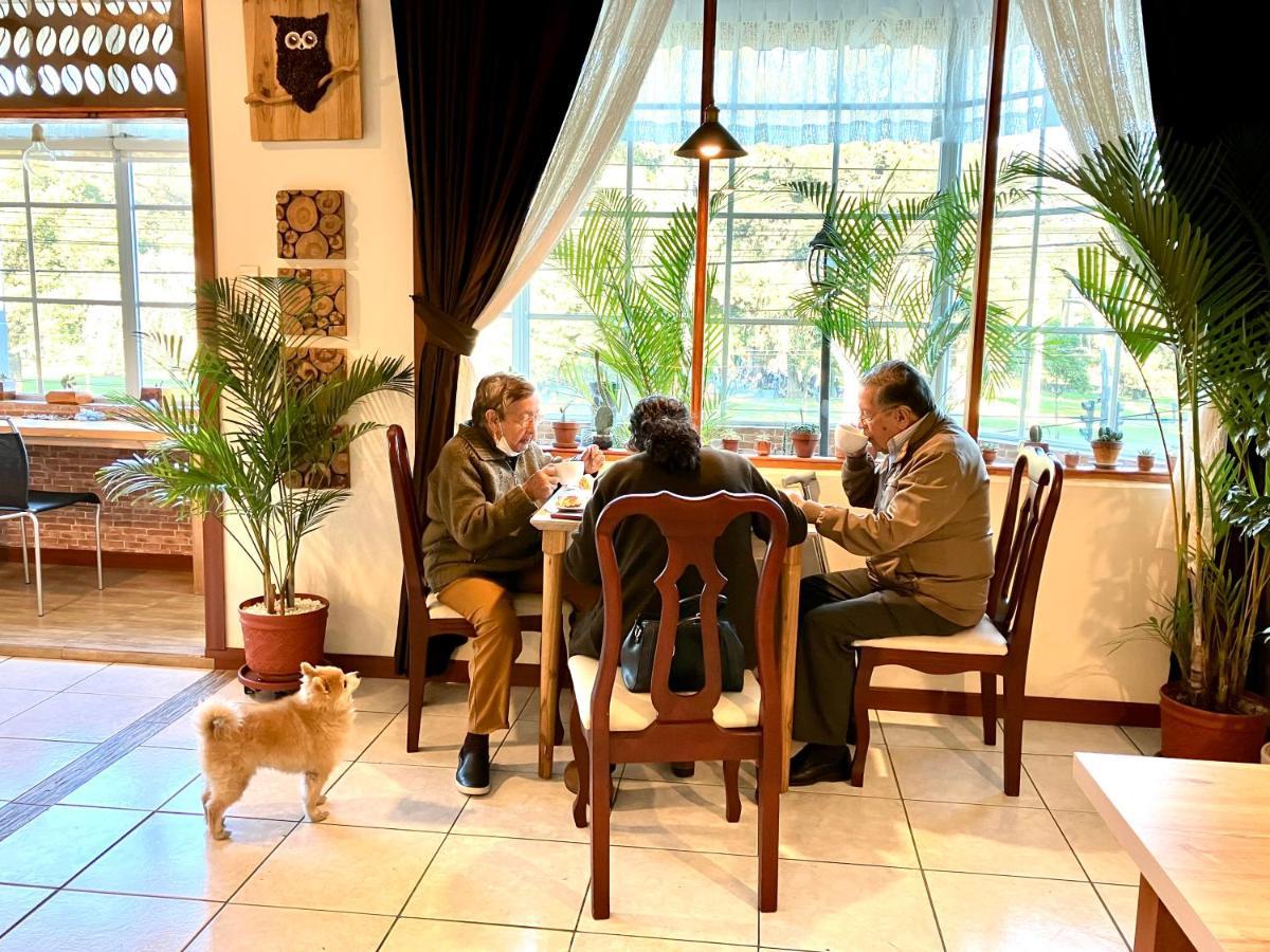 Quito Terrace Hostel Buitenkant foto